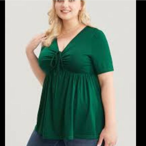 NWT BloomChic green tie top 18/2X - Picture 1 of 10